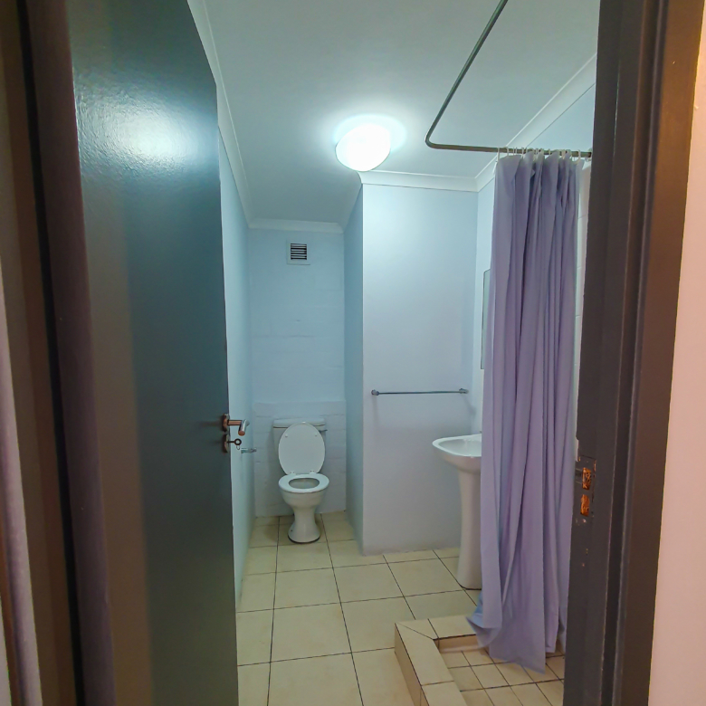 VACANT ONE BEDROOM APARTMENT FOR SALE