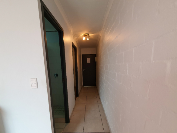 VACANT ONE BEDROOM APARTMENT FOR SALE