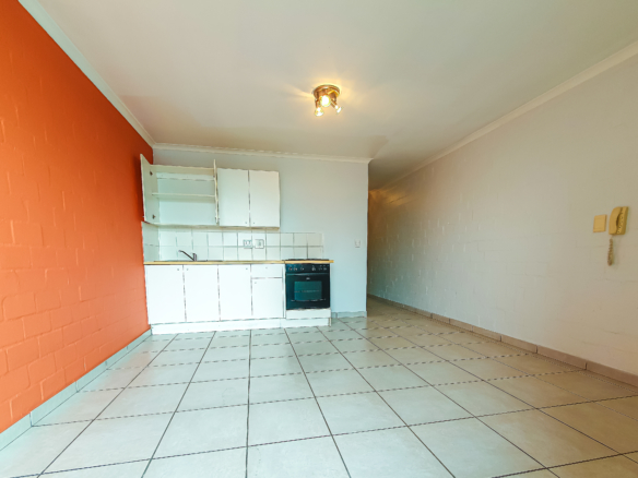 VACANT ONE BEDROOM APARTMENT FOR SALE