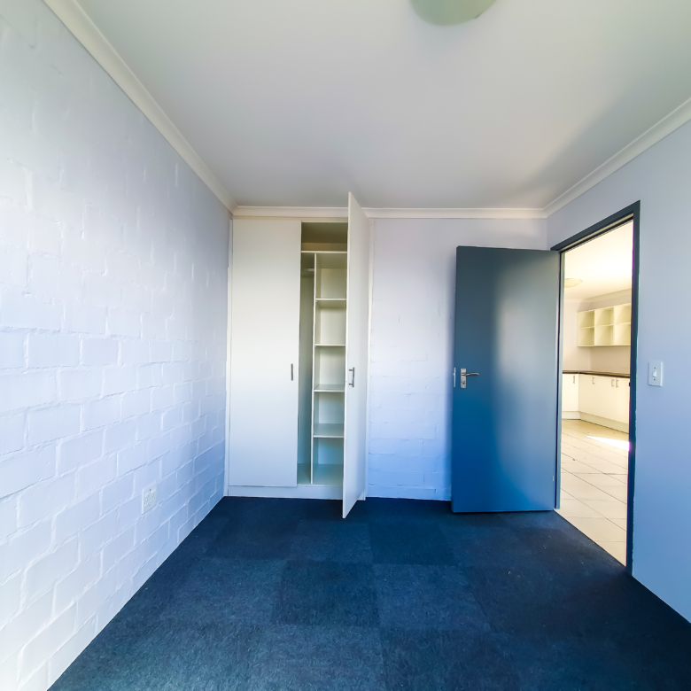 TWO BEDROOM APARTMENT TO RENT IN WYNBERG