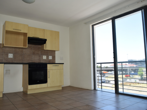 ONE BEDROOM APARTMENT WITH TERRACE TO RENT IN ZONNEBLOEM, CAPE TOWN